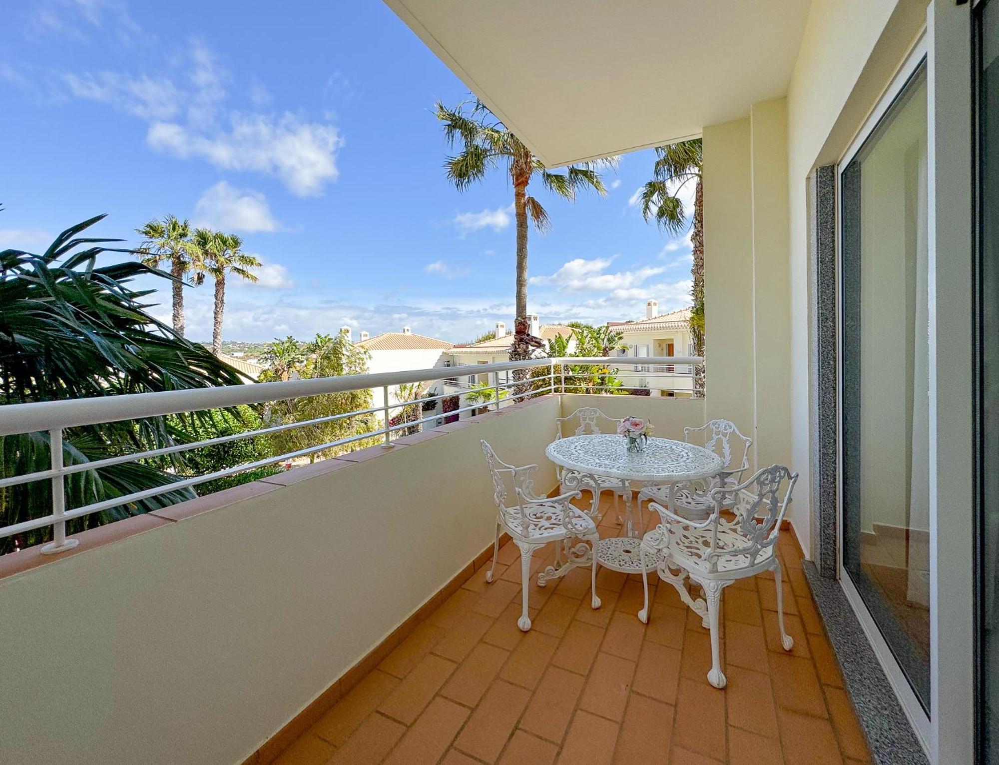 Holiday Beach Apartment Porto De Mos Lagos Exterior photo